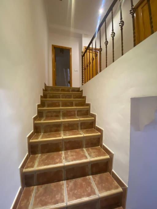 Agradable Casa Con Chimenea Interior Y Barbacoa. Villa Graja de Iniesta Bagian luar foto