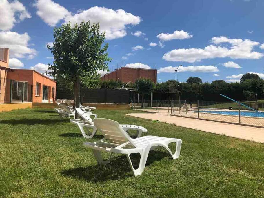 Agradable Casa Con Chimenea Interior Y Barbacoa. Villa Graja de Iniesta Bagian luar foto