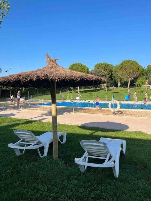 Agradable Casa Con Chimenea Interior Y Barbacoa. Villa Graja de Iniesta Bagian luar foto