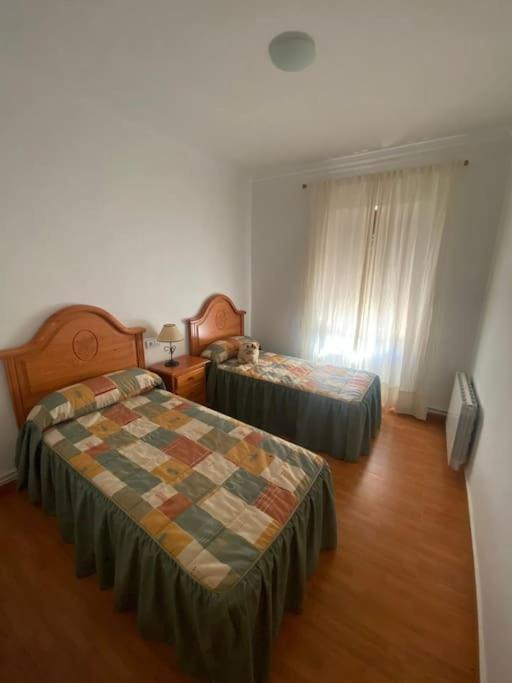Agradable Casa Con Chimenea Interior Y Barbacoa. Villa Graja de Iniesta Bagian luar foto
